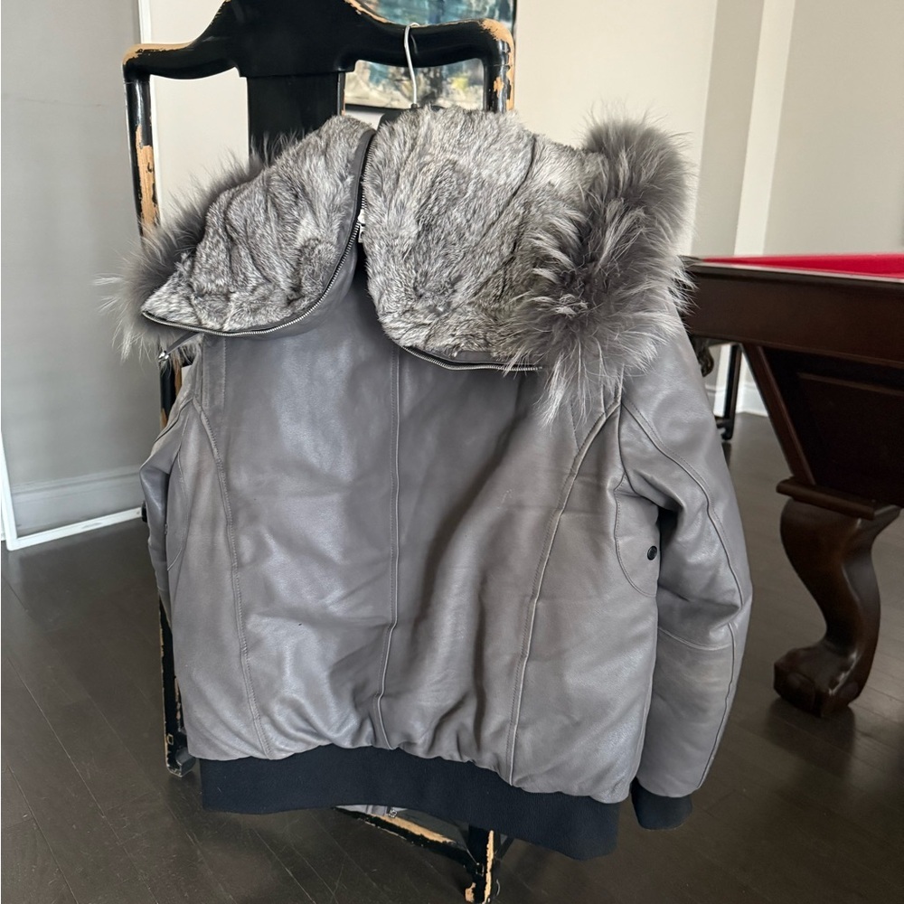 RUDSAK Men's Gray Puffer Jacket with Fur Trim - Picture 5 of 8